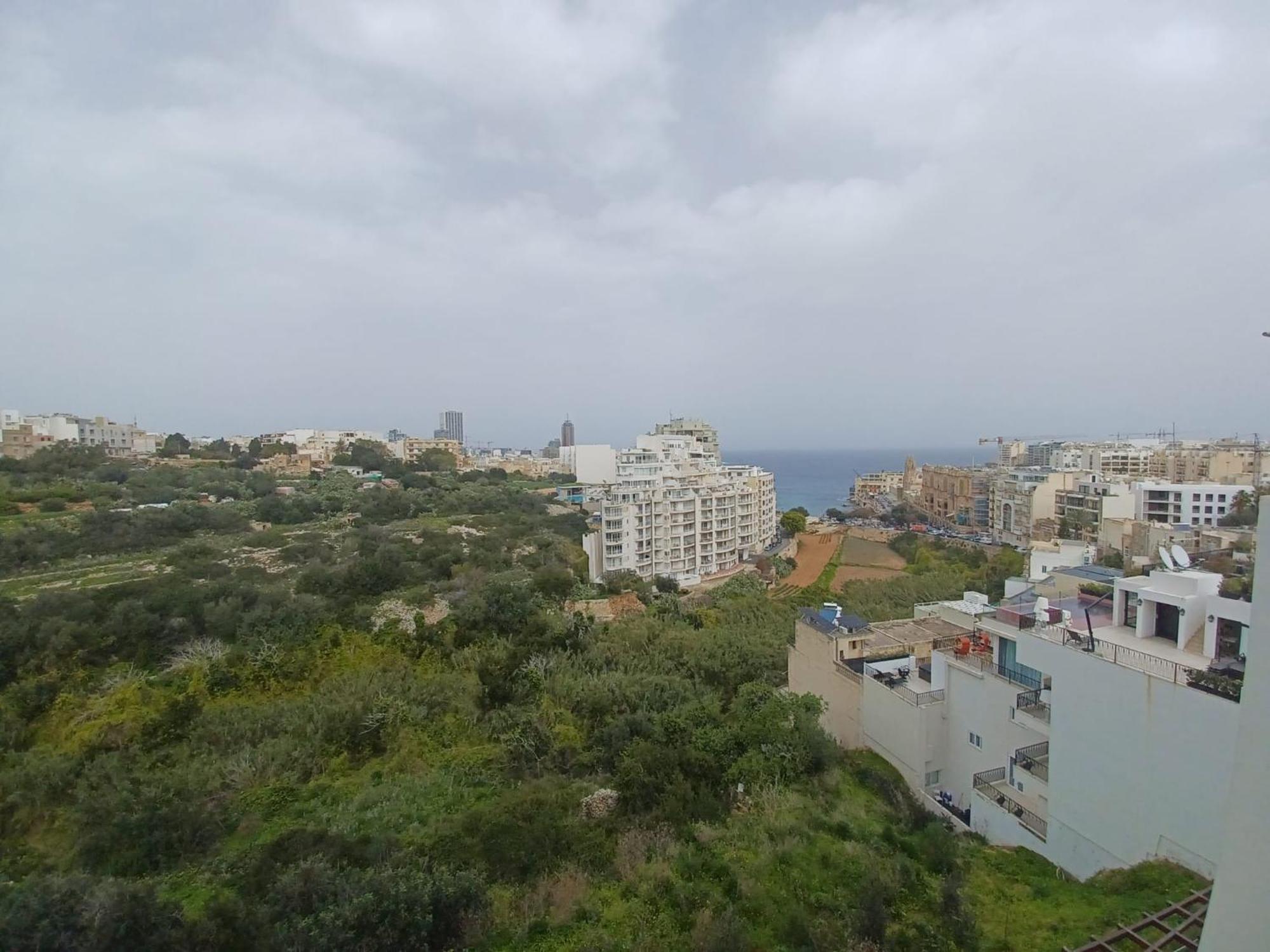 Spectacular Distant Seaview Apt Sliema Zewnętrze zdjęcie